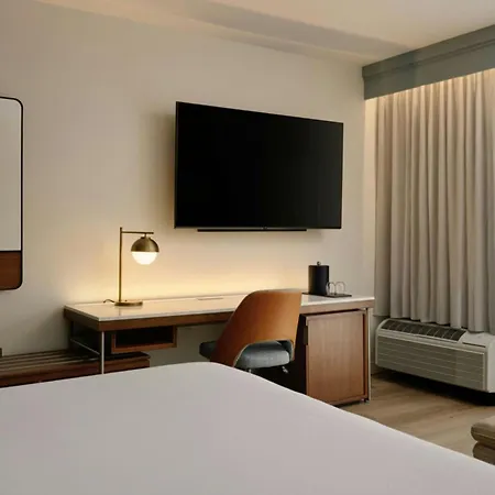 Courtyard By Marriott Orlando Airport-2